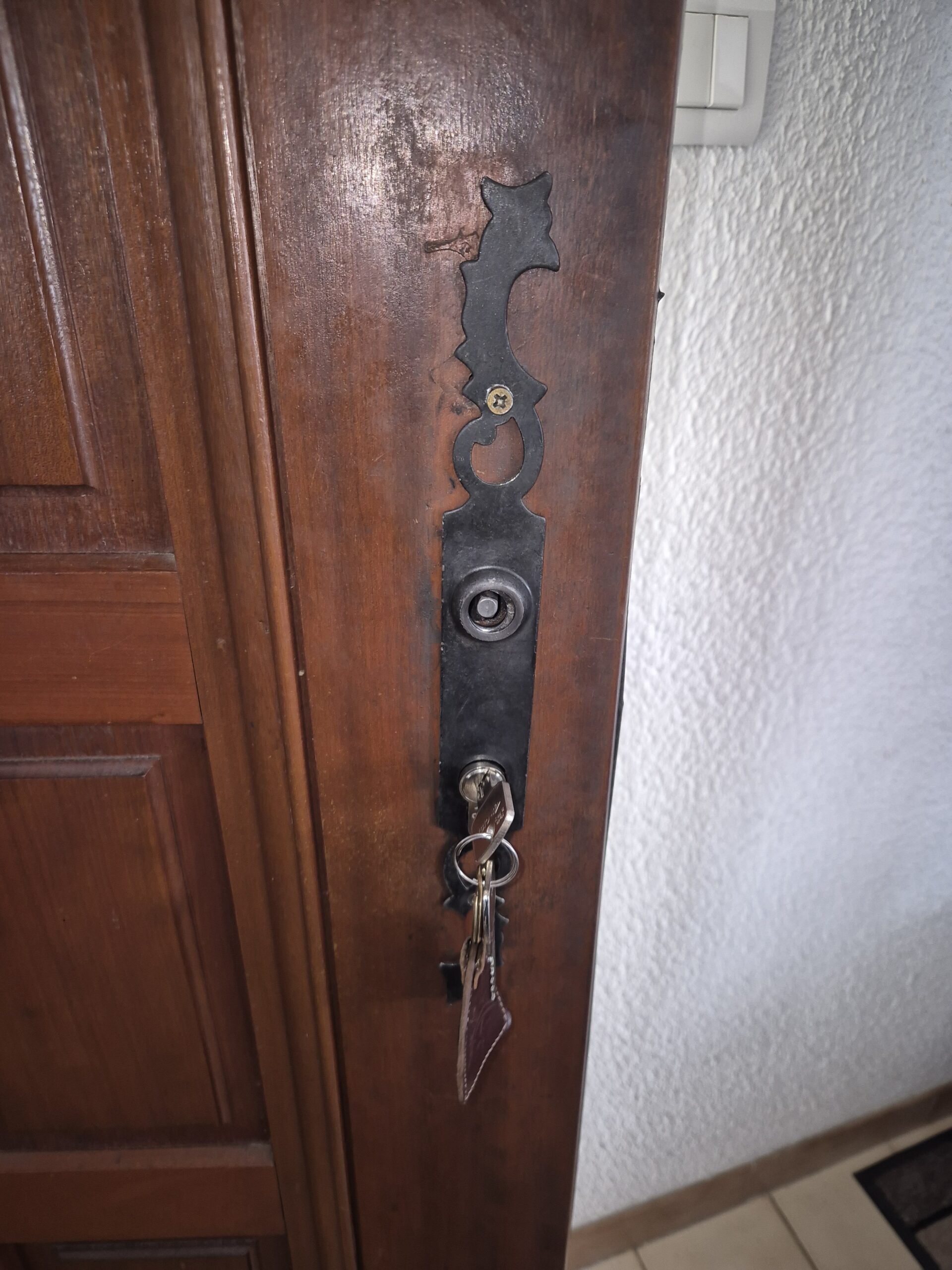 Serrure de porte à réparer ou remplacer